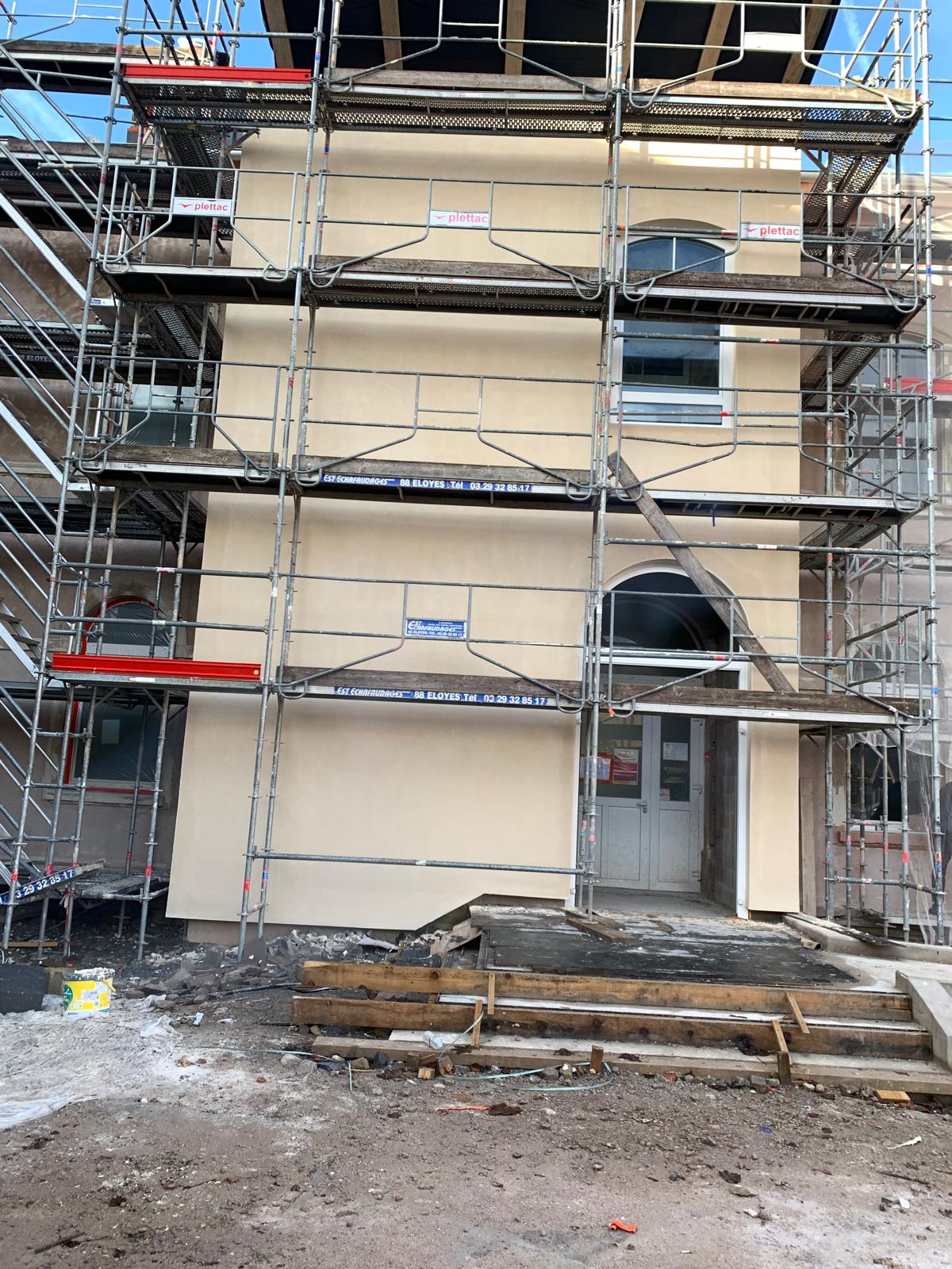 Bâtiment collectif — ravalement complet — avant travaux